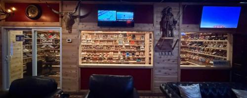 Legacy Cigar Lounge